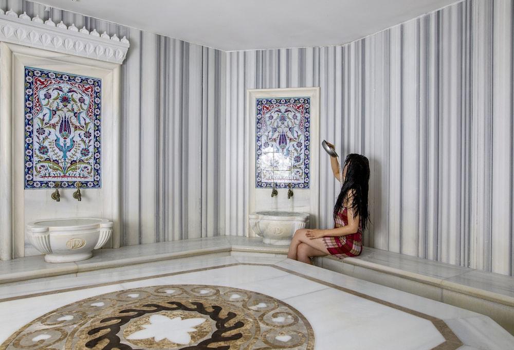 Resort Dragut Point North 3*